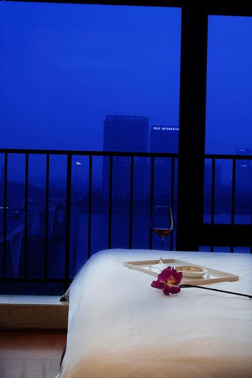 U Hotel Apartment Гуанчжоу Экстерьер фото